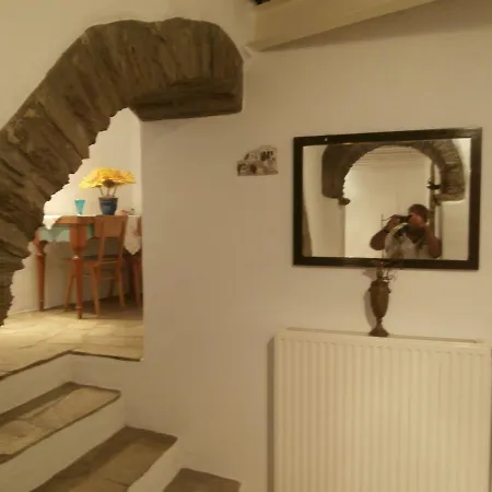 Ktikados Village House.